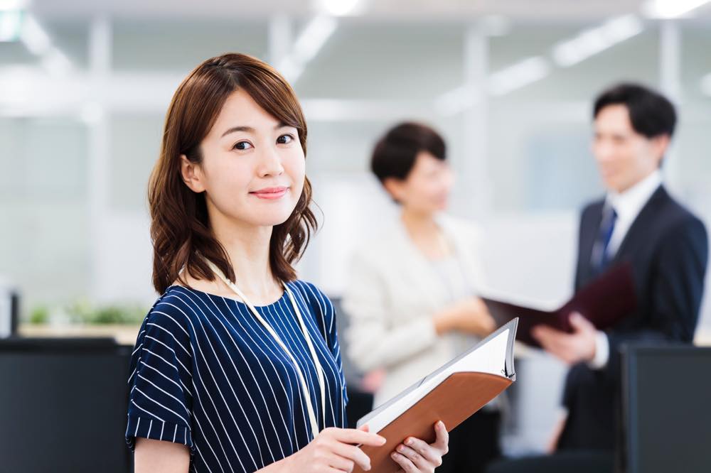 th_pixta_46060254_XL (1).jpg